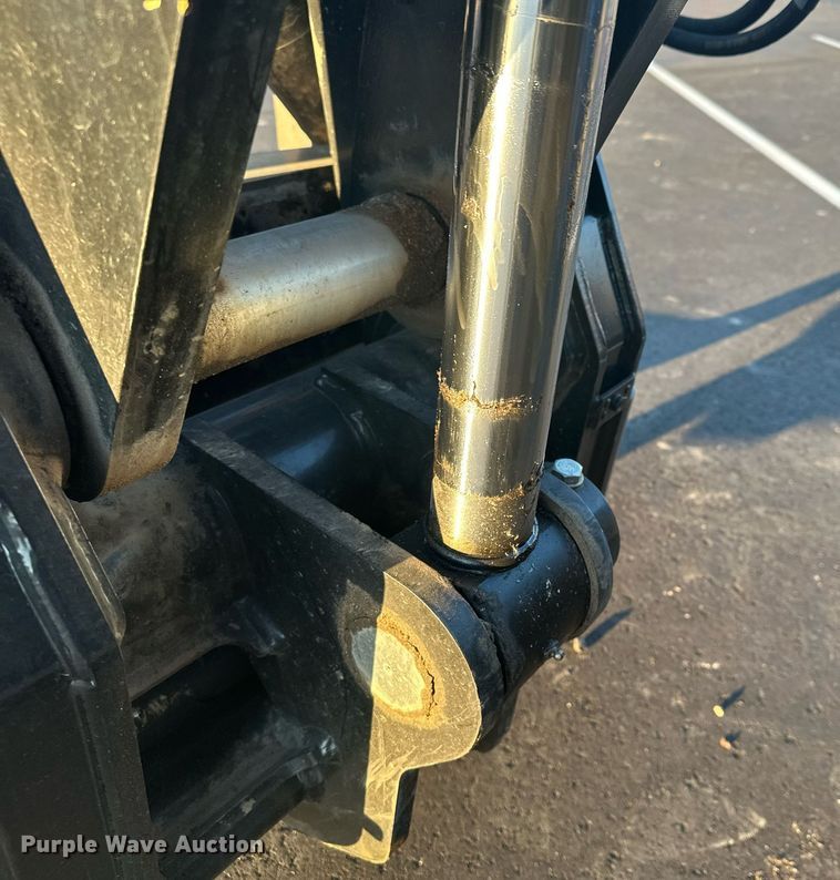 image for item LO9378 2020 Caterpillar TL642D  telehandler