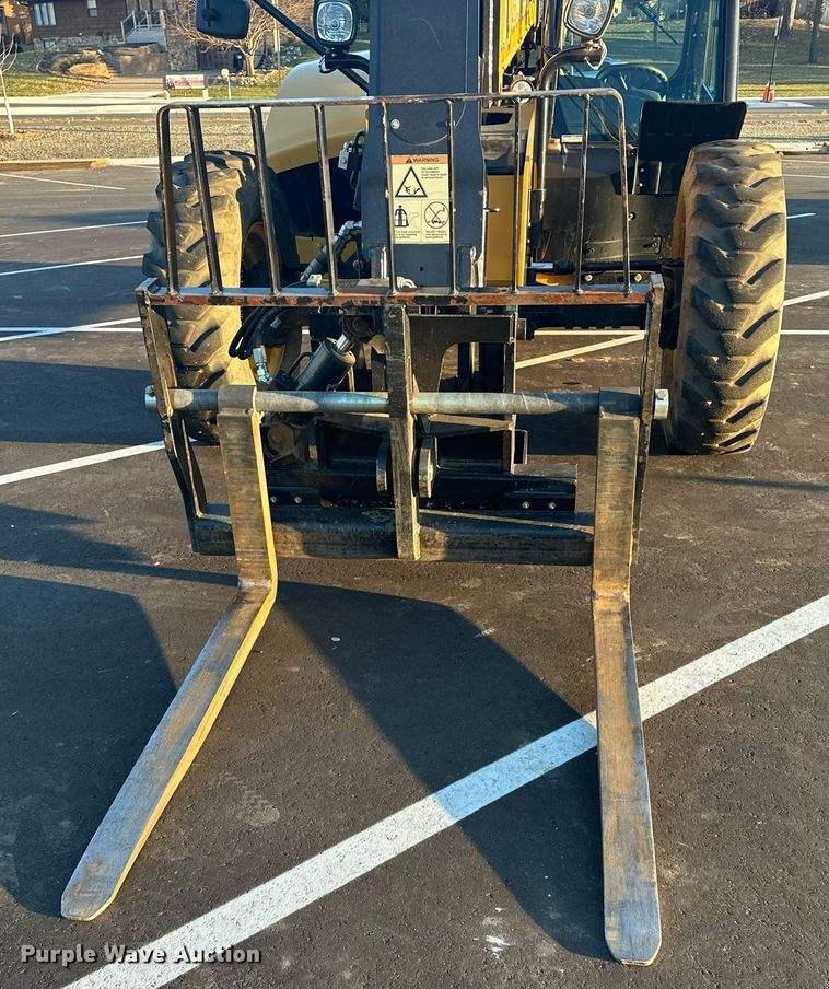 image for item LO9378 2020 Caterpillar TL642D  telehandler