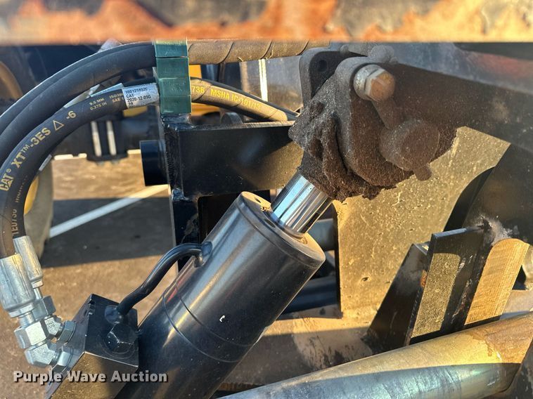 image for item LO9378 2020 Caterpillar TL642D  telehandler