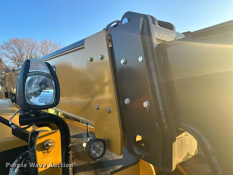 image for item LO9378 2020 Caterpillar TL642D  telehandler