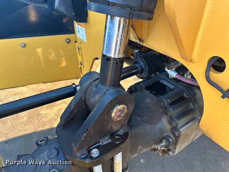 image for item LO9378 2020 Caterpillar TL642D  telehandler