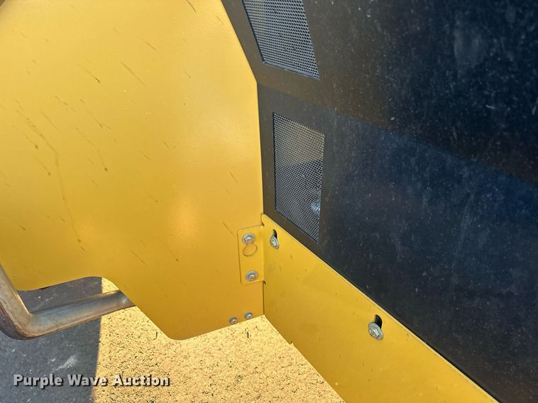 image for item LO9378 2020 Caterpillar TL642D  telehandler