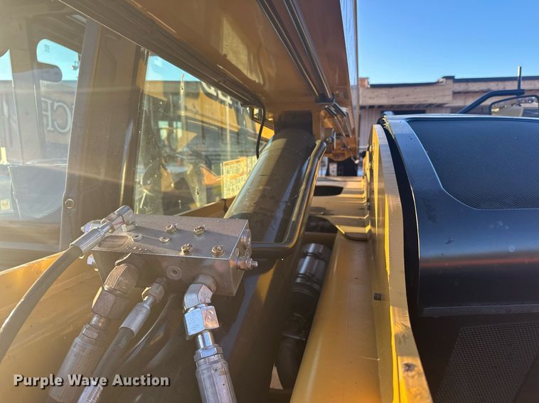 image for item LO9378 2020 Caterpillar TL642D  telehandler