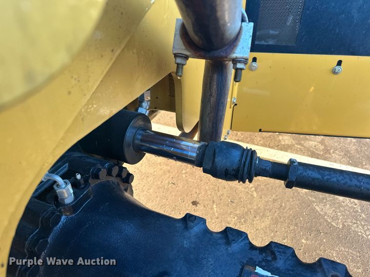 image for item LO9378 2020 Caterpillar TL642D  telehandler