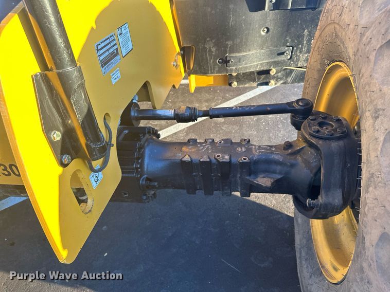 image for item LO9378 2020 Caterpillar TL642D  telehandler