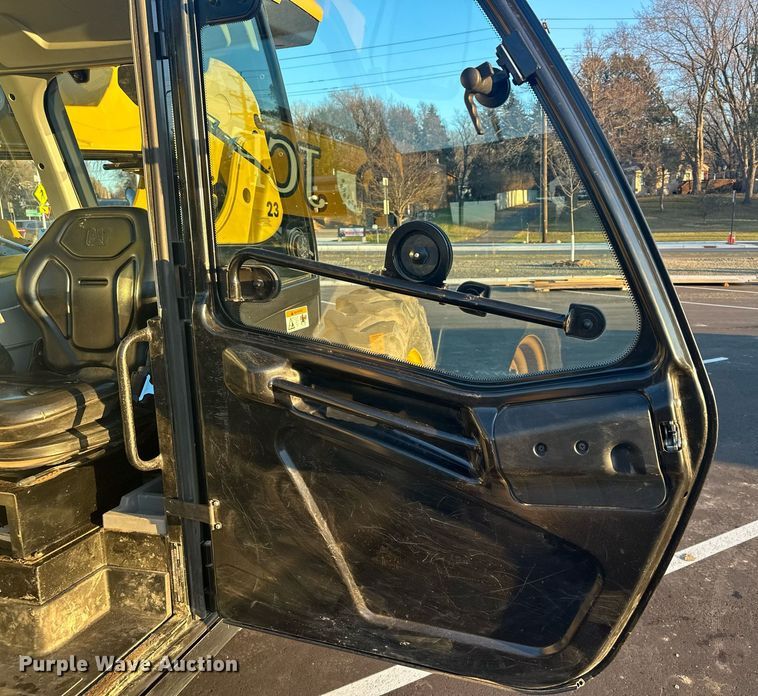 image for item LO9378 2020 Caterpillar TL642D  telehandler