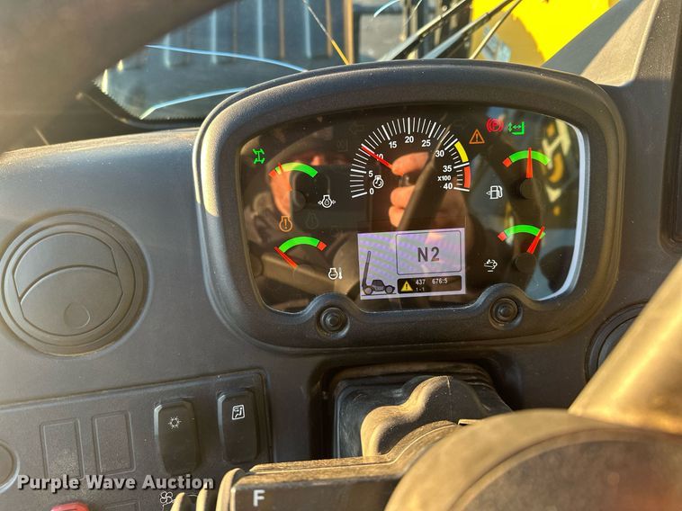 image for item LO9378 2020 Caterpillar TL642D  telehandler