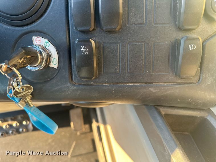 image for item LO9378 2020 Caterpillar TL642D  telehandler