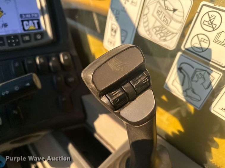 image for item LO9378 2020 Caterpillar TL642D  telehandler