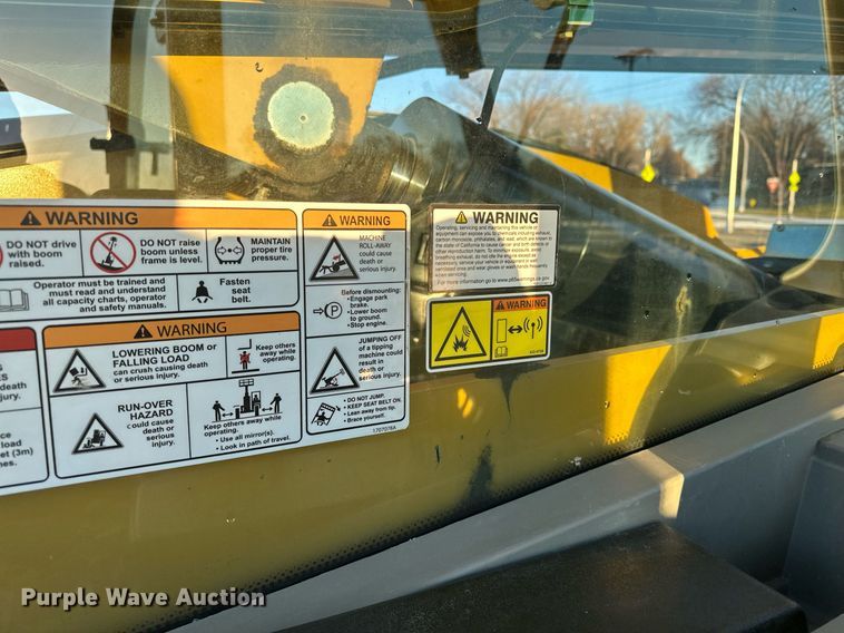 image for item LO9378 2020 Caterpillar TL642D  telehandler