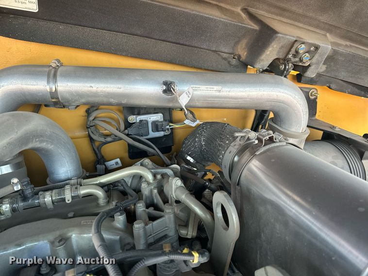 image for item LO9378 2020 Caterpillar TL642D  telehandler