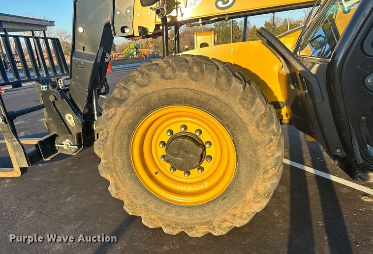 image for item LO9378 2020 Caterpillar TL642D  telehandler