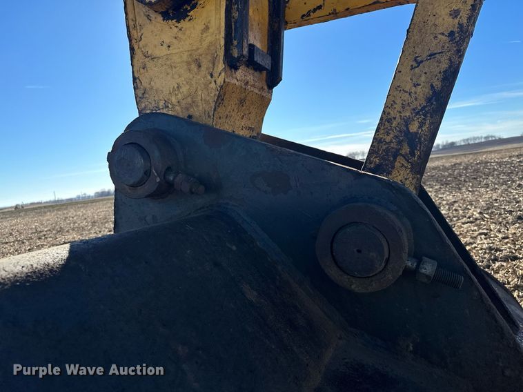 image for item LO9383 2004 Komatsu PC400LC-7L  excavator