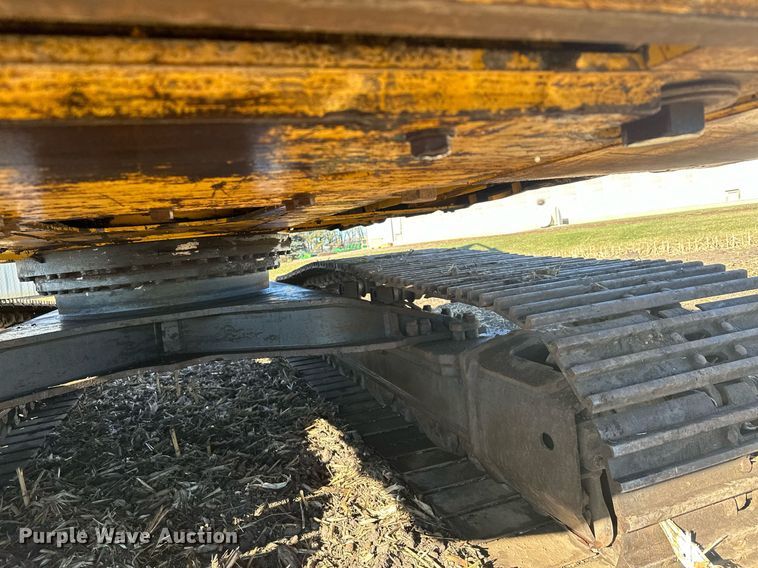 image for item LO9383 2004 Komatsu PC400LC-7L  excavator