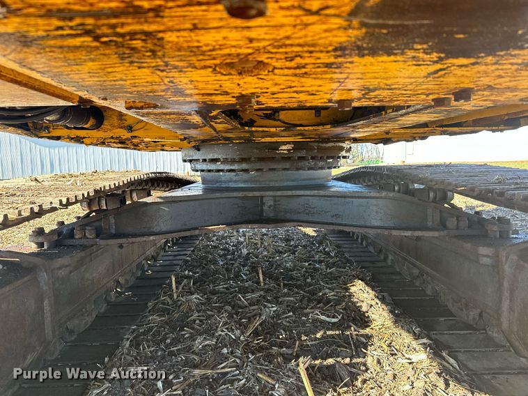 image for item LO9383 2004 Komatsu PC400LC-7L  excavator