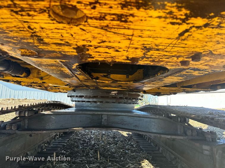 image for item LO9383 2004 Komatsu PC400LC-7L  excavator