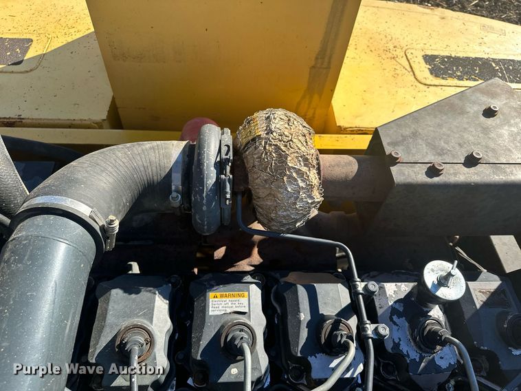 image for item LO9383 2004 Komatsu PC400LC-7L  excavator