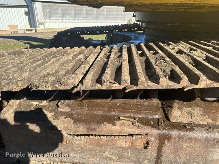 image for item LO9383 2004 Komatsu PC400LC-7L  excavator