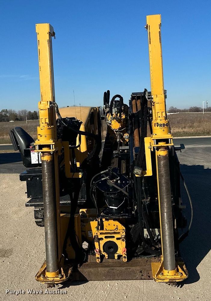 image for item LO9391 2019 Vermeer D24X40III  directional boring unit