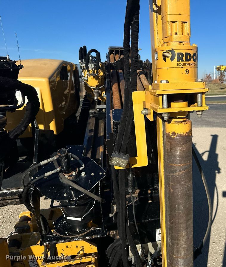 image for item LO9391 2019 Vermeer D24X40III  directional boring unit