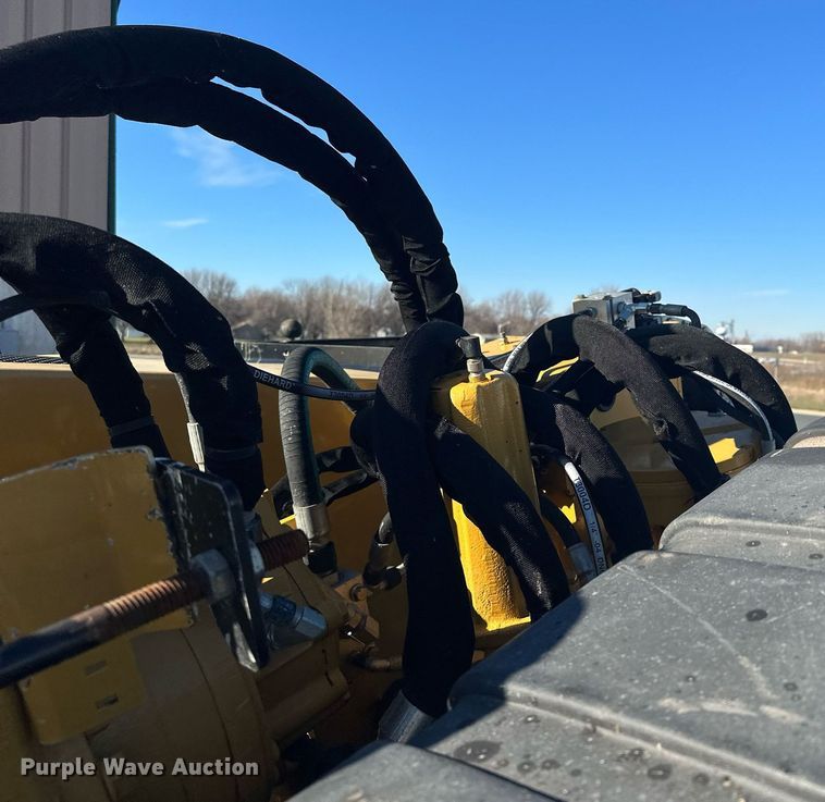 image for item LO9391 2019 Vermeer D24X40III  directional boring unit