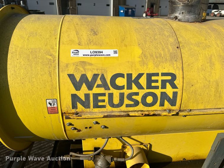 image for item LO9394 2014 Wacker Neuson HI400 HD  shop heater