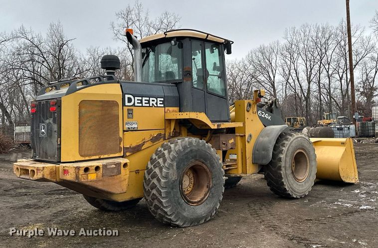 image for item LO9402 2010 John Deere 624K  wheel loader