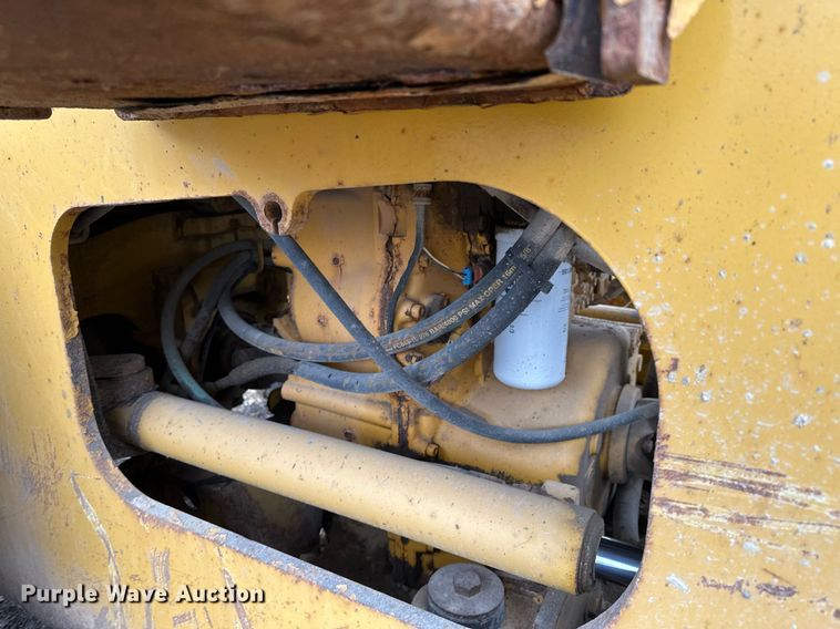 image for item LO9402 2010 John Deere 624K  wheel loader