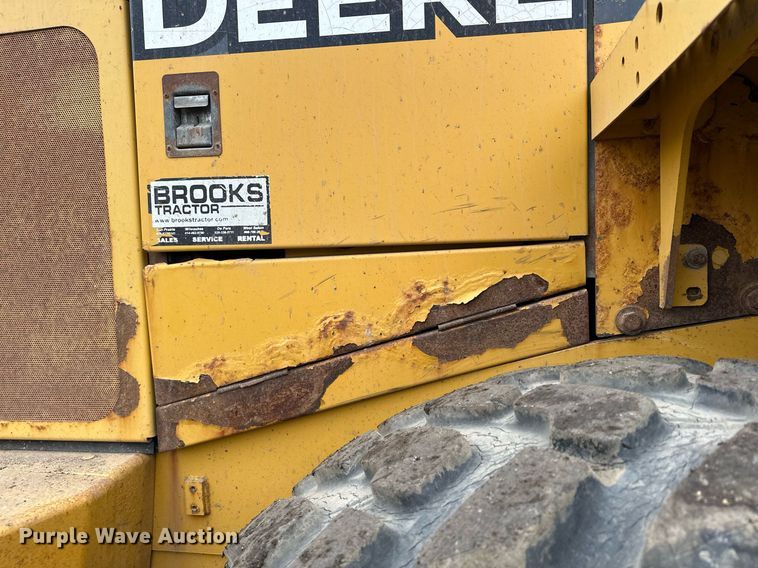 image for item LO9402 2010 John Deere 624K  wheel loader