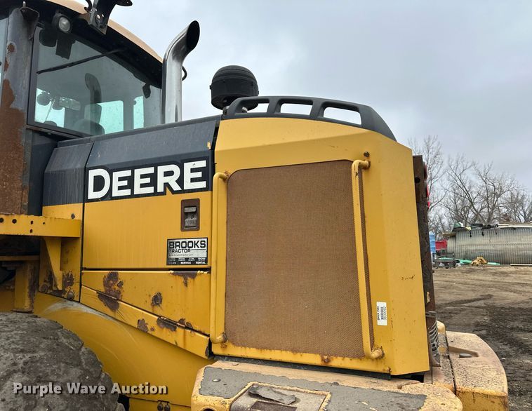 image for item LO9402 2010 John Deere 624K  wheel loader