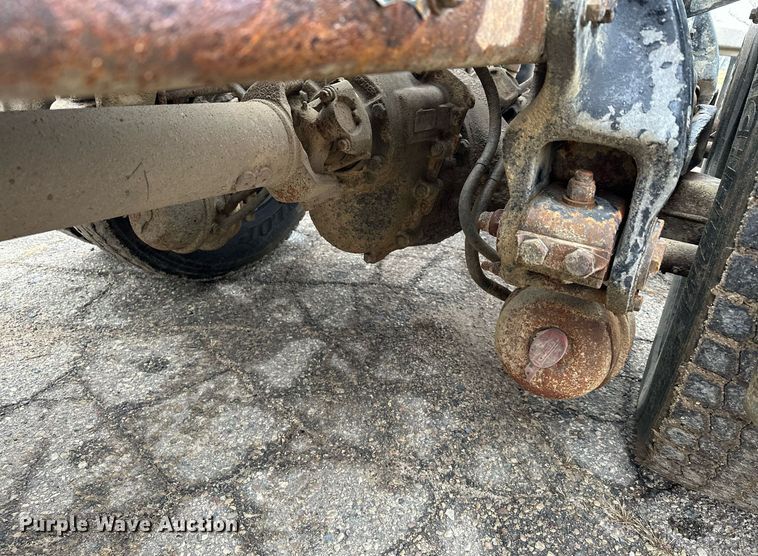 image for item LO9404 2001 Peterbilt 379  semi truck