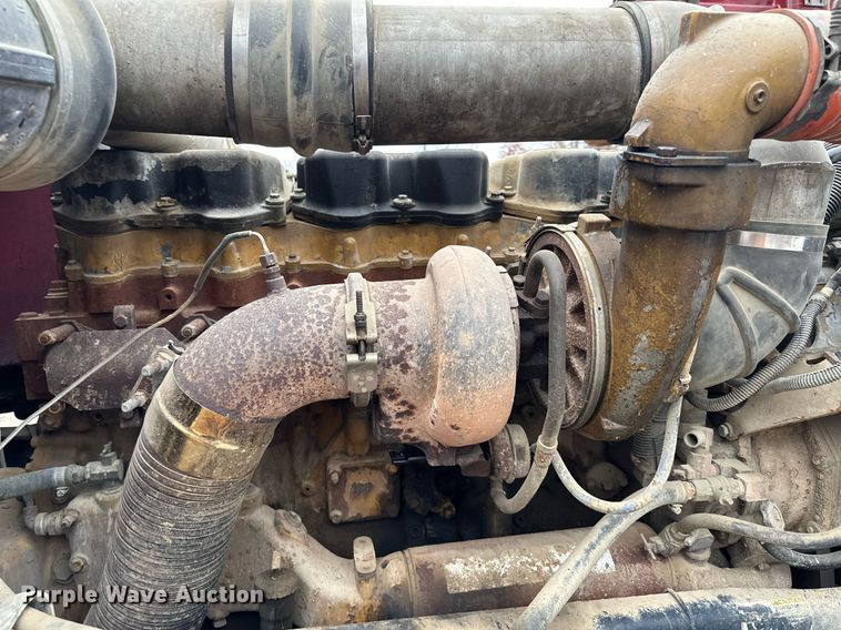 image for item LO9404 2001 Peterbilt 379  semi truck