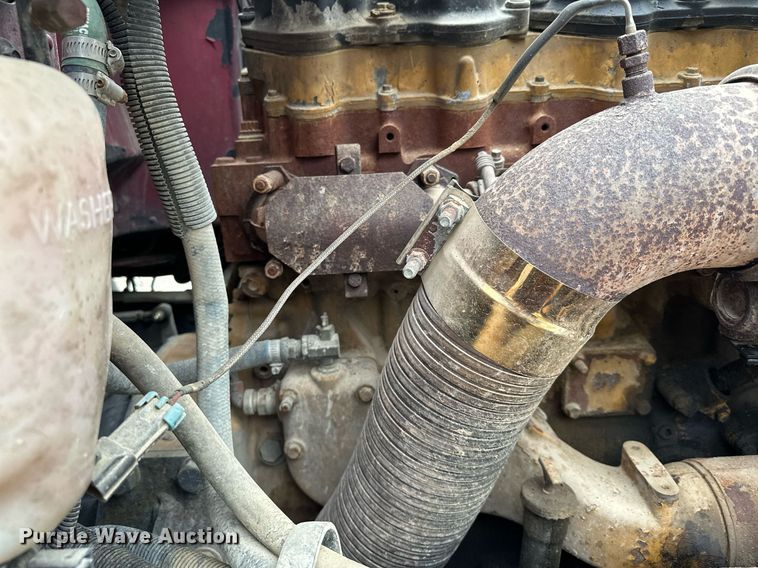 image for item LO9404 2001 Peterbilt 379  semi truck