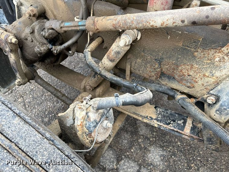 image for item LO9404 2001 Peterbilt 379  semi truck