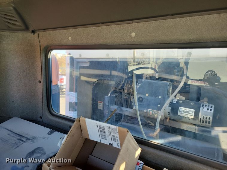 image for item LO9973 2007 Nissan UD3300  street sweeper truck