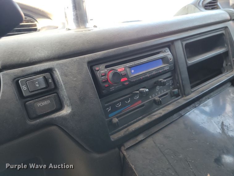 image for item LO9973 2007 Nissan UD3300  street sweeper truck