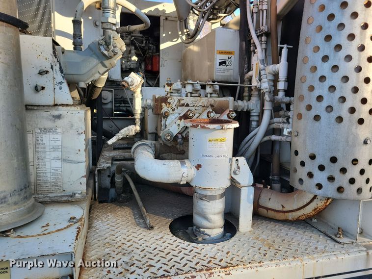 image for item LO9974 2000 International 2554  sewer jetter truck