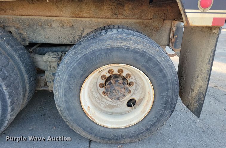 image for item LO9974 2000 International 2554  sewer jetter truck