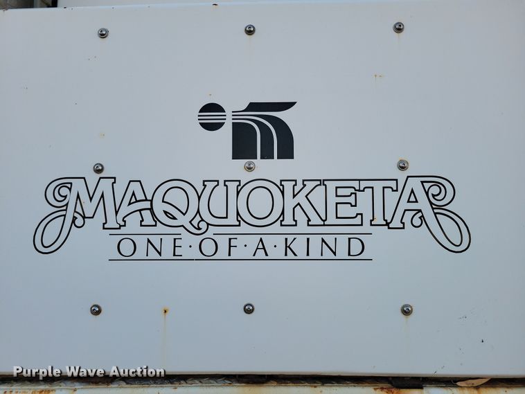 image for item LO9974 2000 International 2554  sewer jetter truck