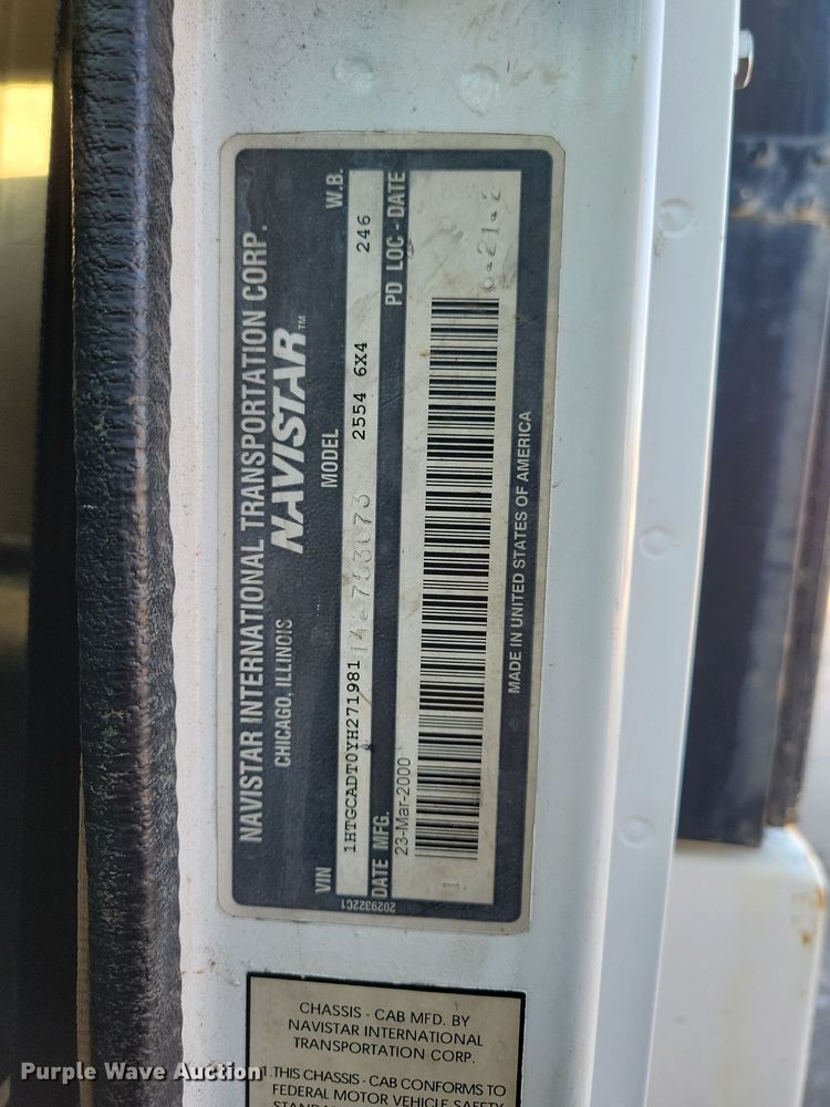 image for item LO9974 2000 International 2554  sewer jetter truck