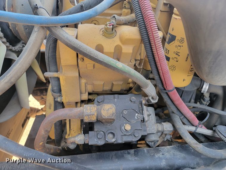 image for item LQ9256 2004 Sterling Condor  refuse truck