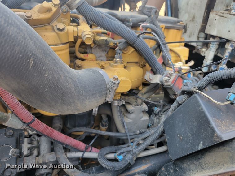 image for item LQ9256 2004 Sterling Condor  refuse truck