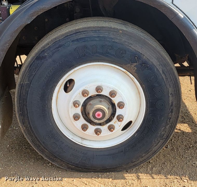 image for item LQ9256 2004 Sterling Condor  refuse truck