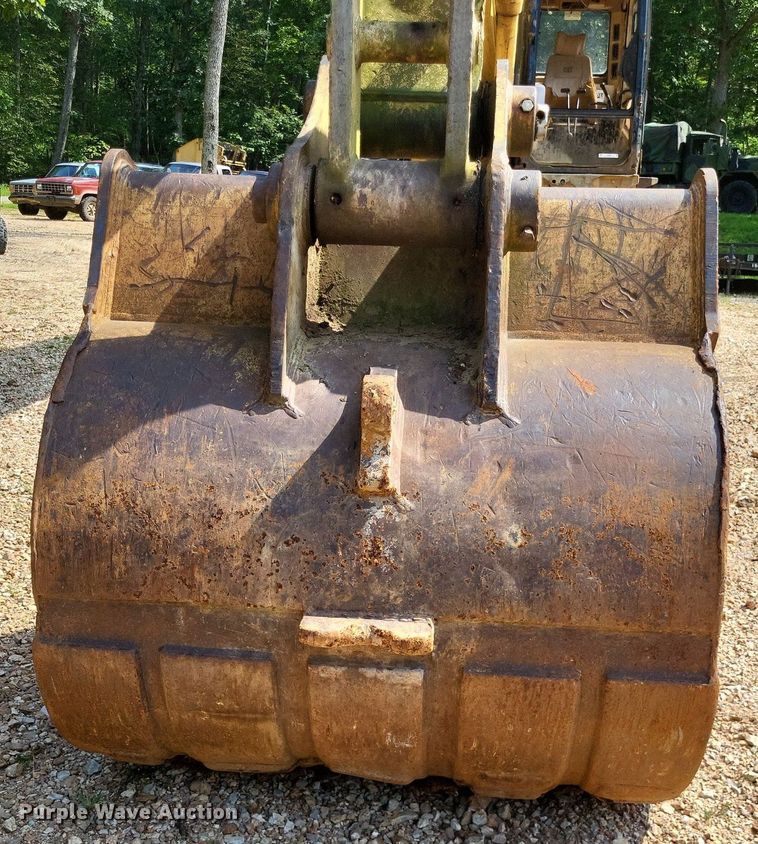 image for item LS9681 1994 Caterpillar  322L excavator