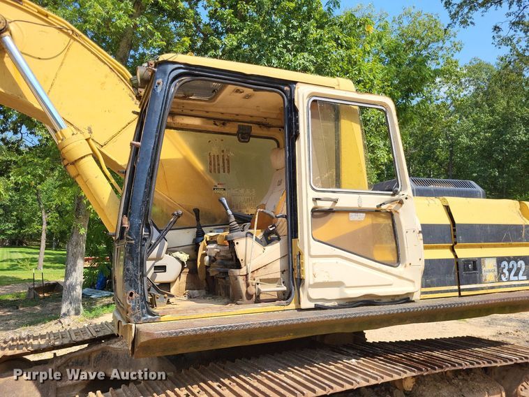image for item LS9681 1994 Caterpillar  322L excavator