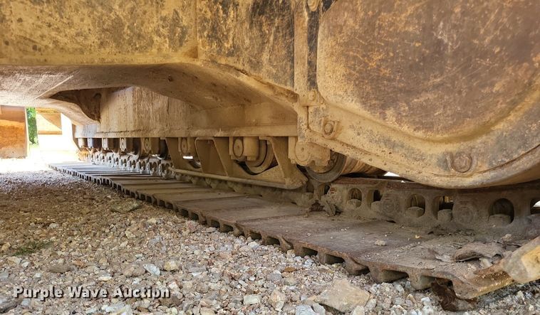 image for item LS9681 1994 Caterpillar  322L excavator