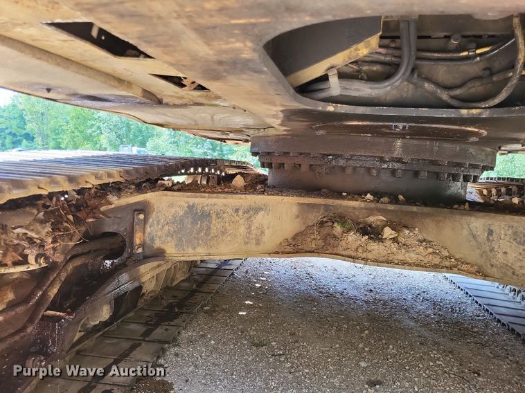 image for item LS9681 1994 Caterpillar  322L excavator