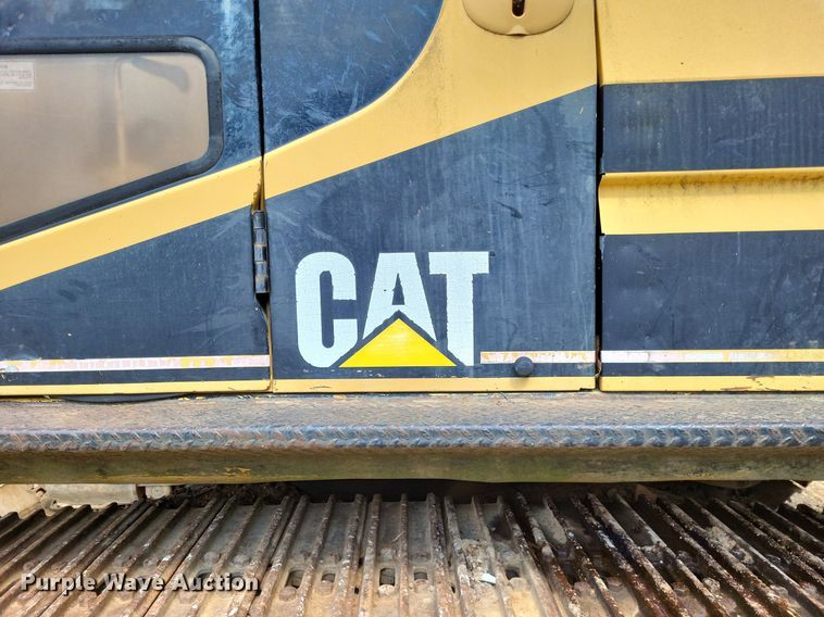 image for item LS9681 1994 Caterpillar  322L excavator