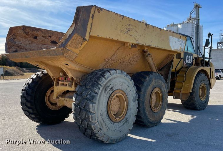 image for item LV9249 2014 Caterpillar 740B  haul truck