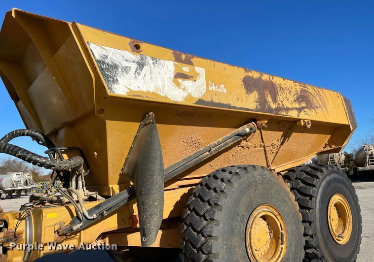 image for item LV9249 2014 Caterpillar 740B  haul truck